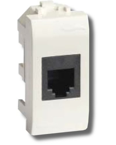 Розетка RJ-45 Brava 1 модуль белая (76654B): Розетка компьютерная с одним разъёмом в Уфе